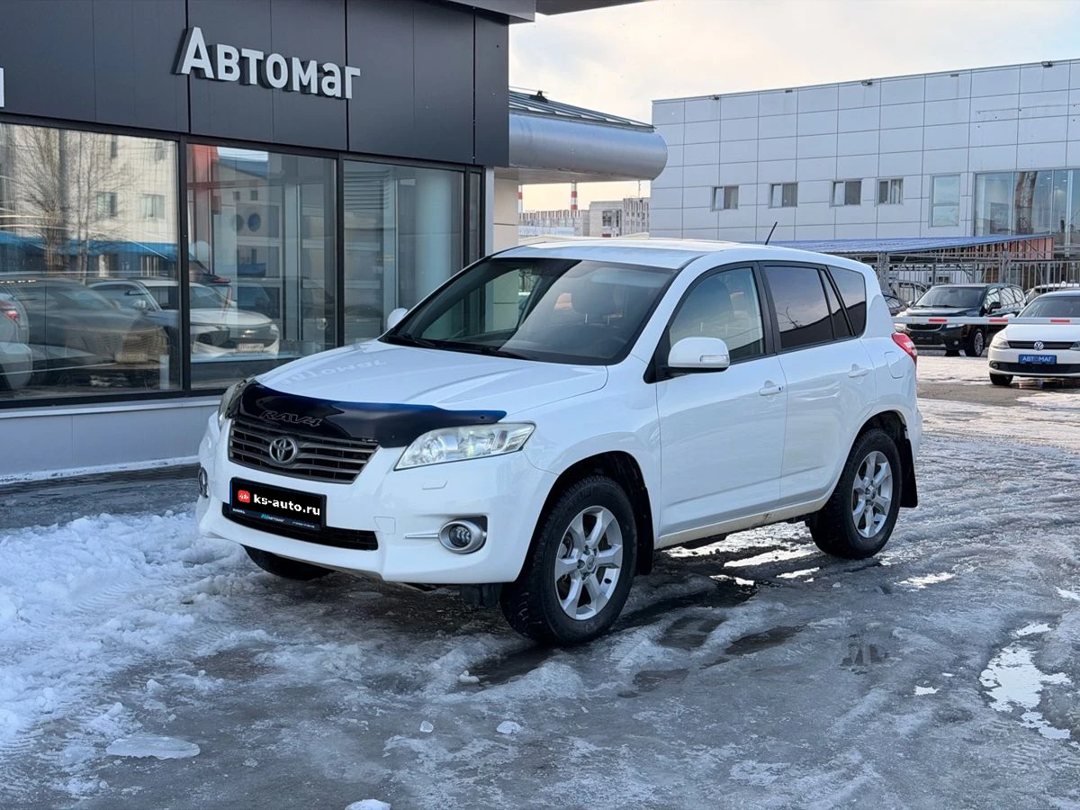 Toyota RAV4, 2011г, полный привод, вариатор