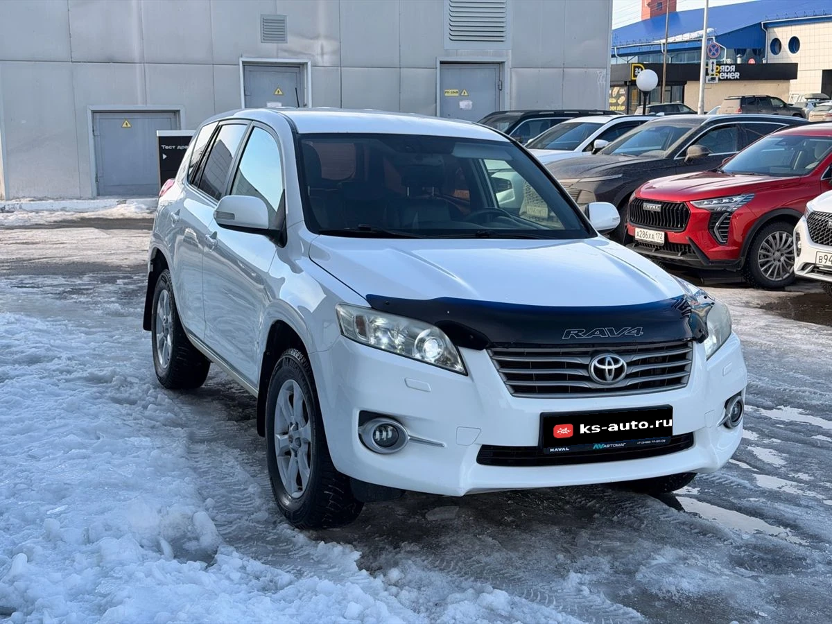 Toyota RAV4, 2011г, полный привод, вариатор