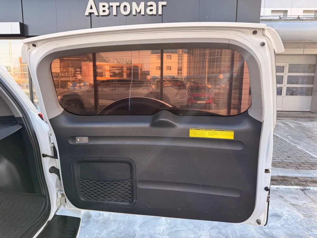 Toyota RAV4, 2011г, полный привод, вариатор