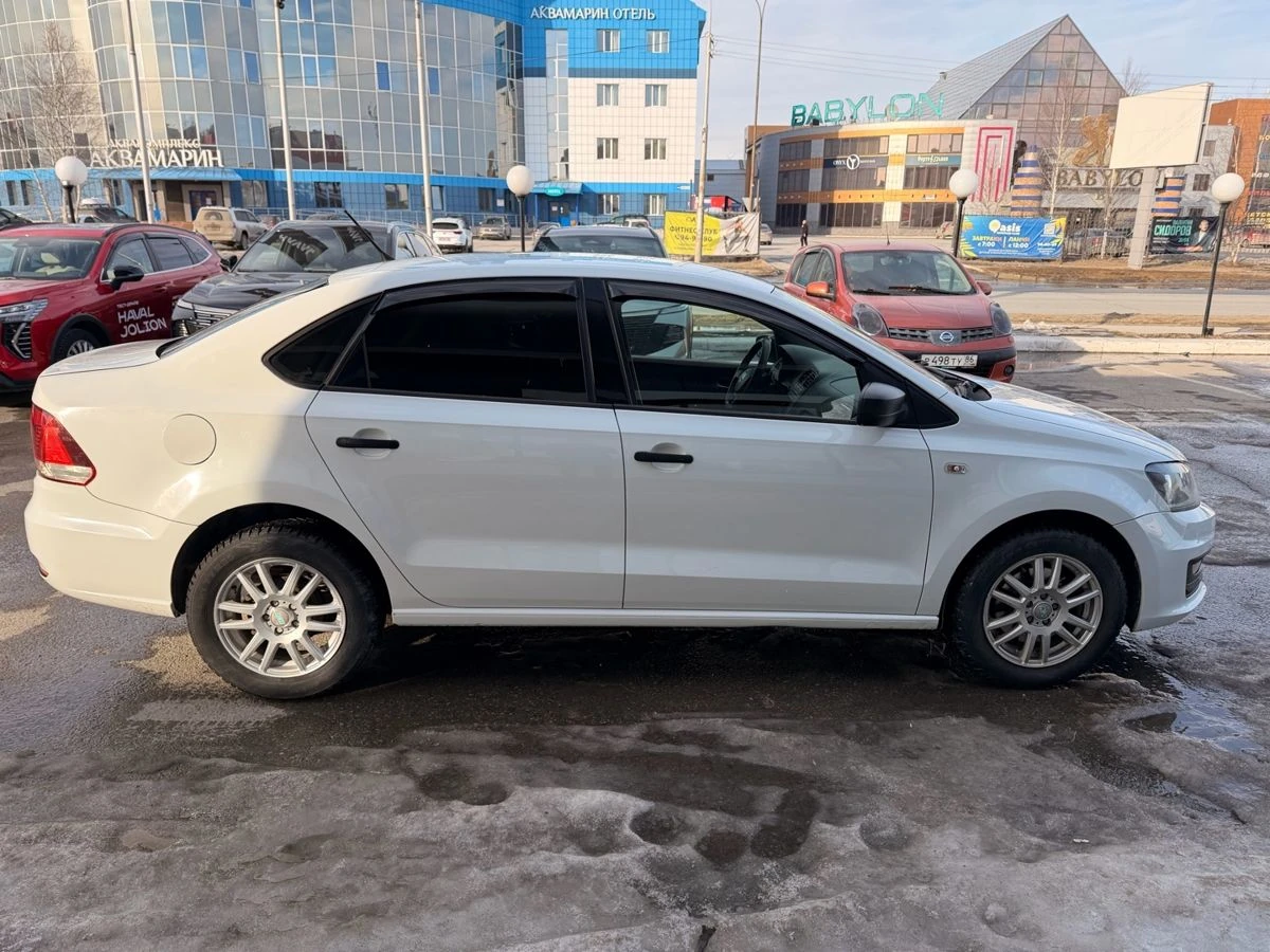 Volkswagen Polo, 2016г, передний привод, автомат