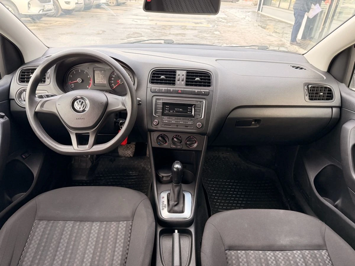 Volkswagen Polo, 2016г, передний привод, автомат