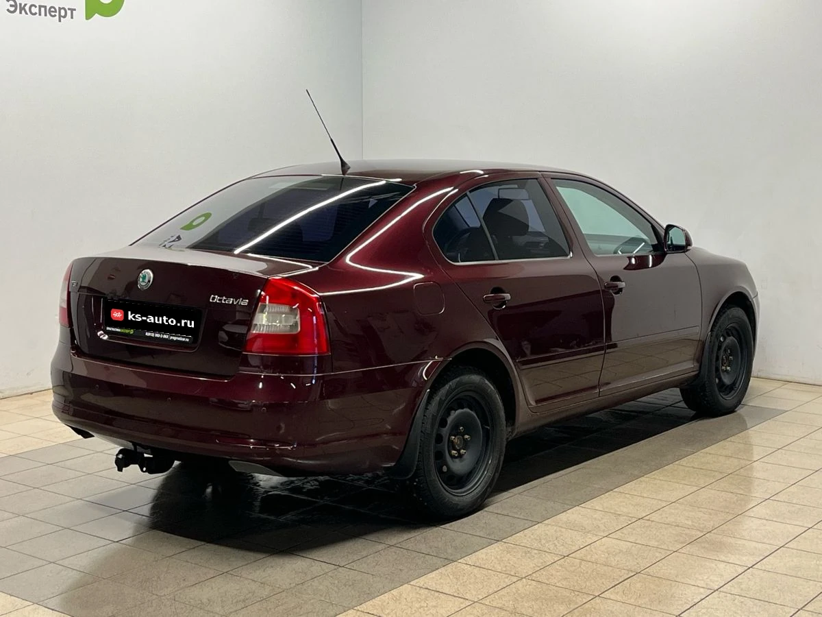 Skoda Octavia, 2010г, передний привод, механика