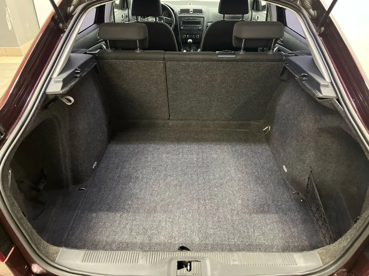 Skoda Octavia, 2010г, передний привод, механика