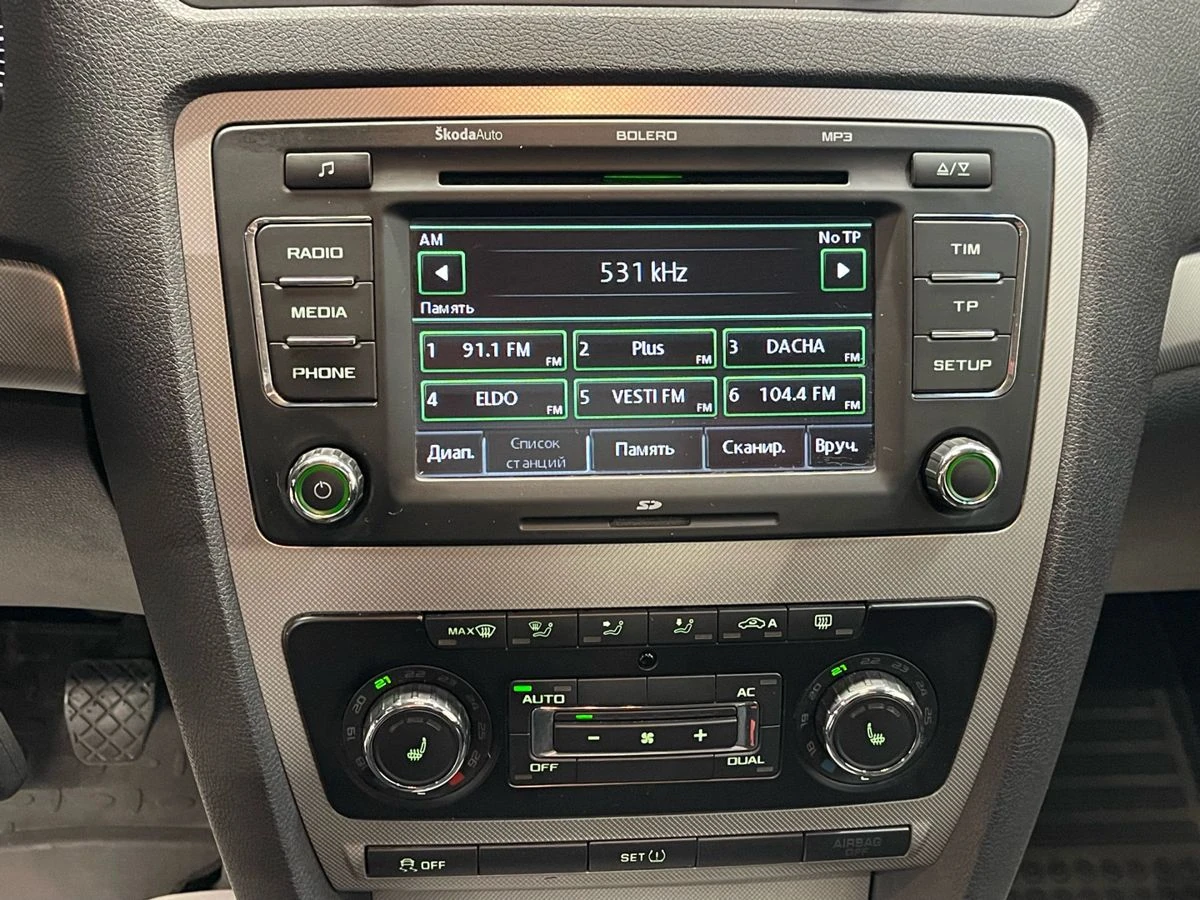 Skoda Octavia, 2011г, передний привод, механика