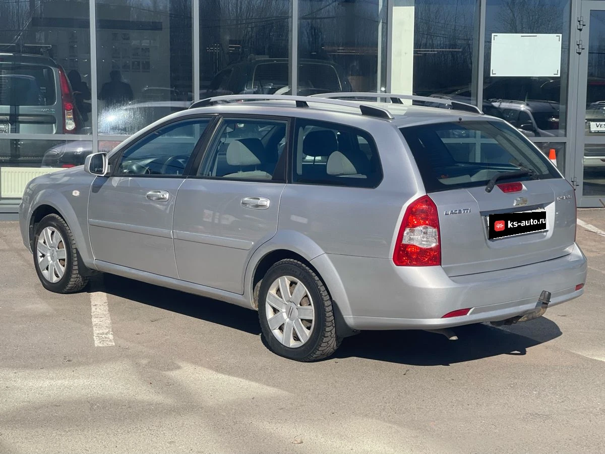 Chevrolet Lacetti, 2012г, передний привод, механика