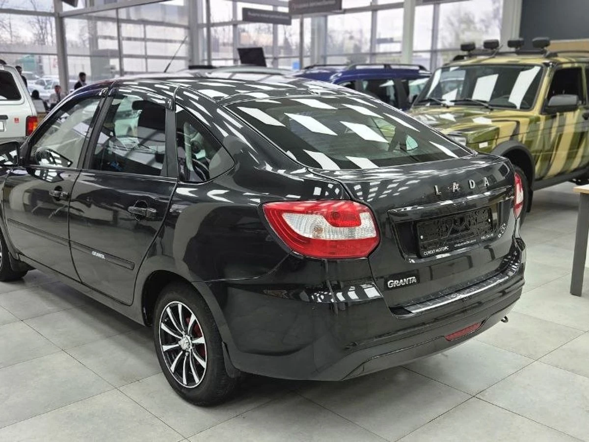 Lada (ВАЗ) Granta, 2023г, передний привод, механика