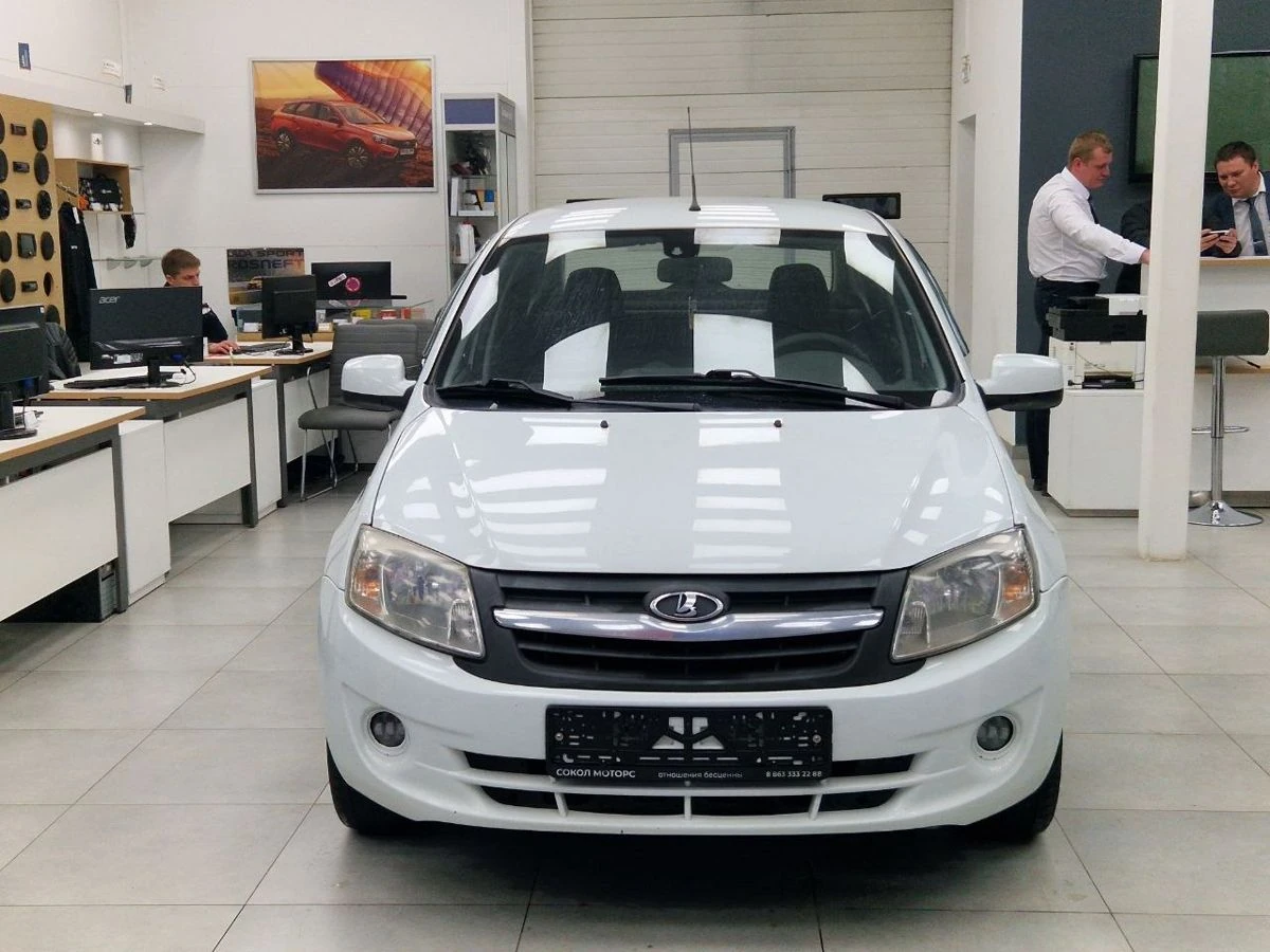 Lada (ВАЗ) Granta, 2015г, передний привод, механика