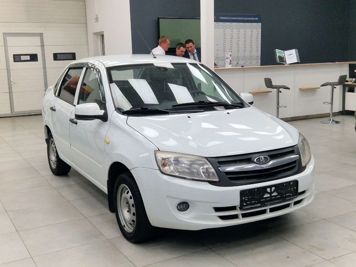 Lada (ВАЗ) Granta, 2015г, передний привод, механика