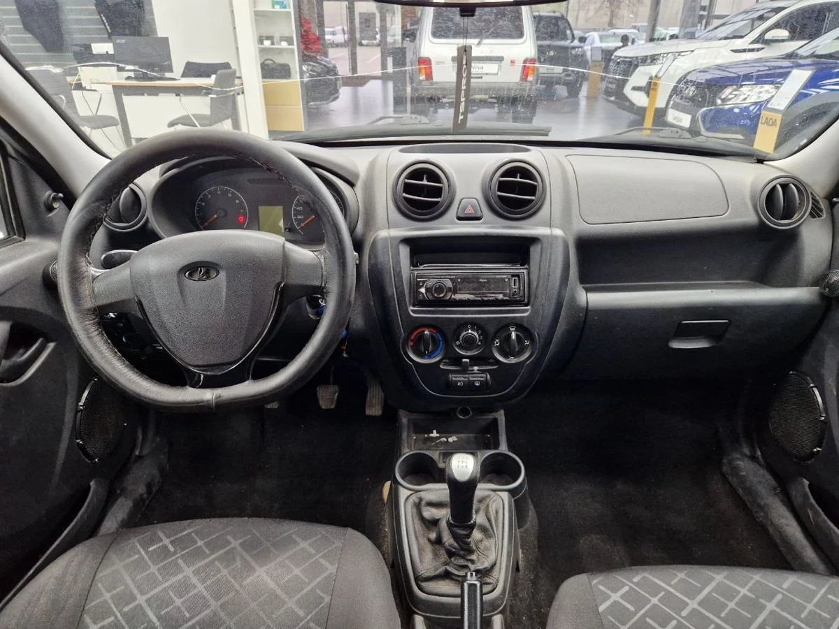 Lada (ВАЗ) Granta, 2015г, передний привод, механика