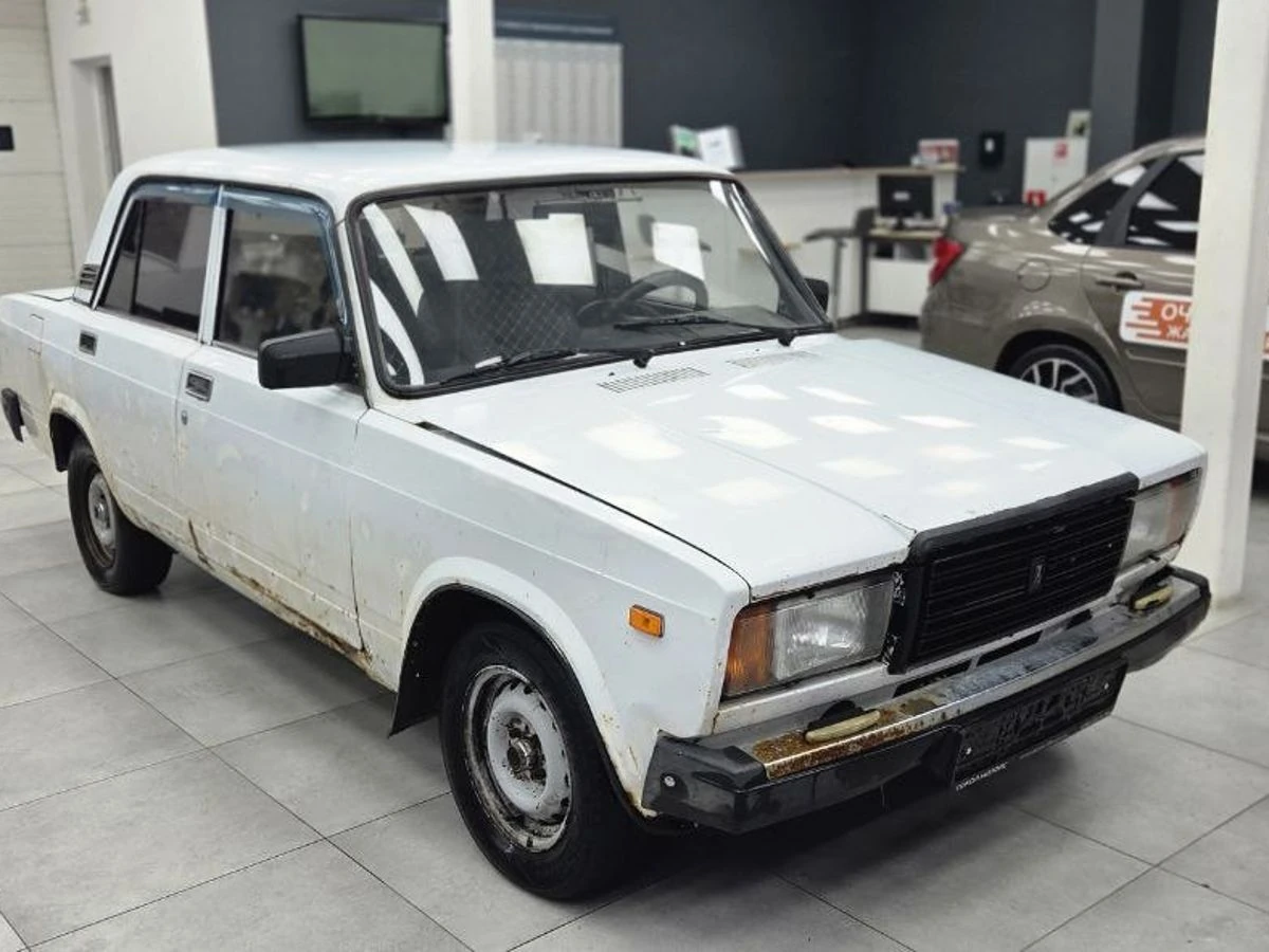 Lada (ВАЗ) 2107, 2007г, задний привод, механика