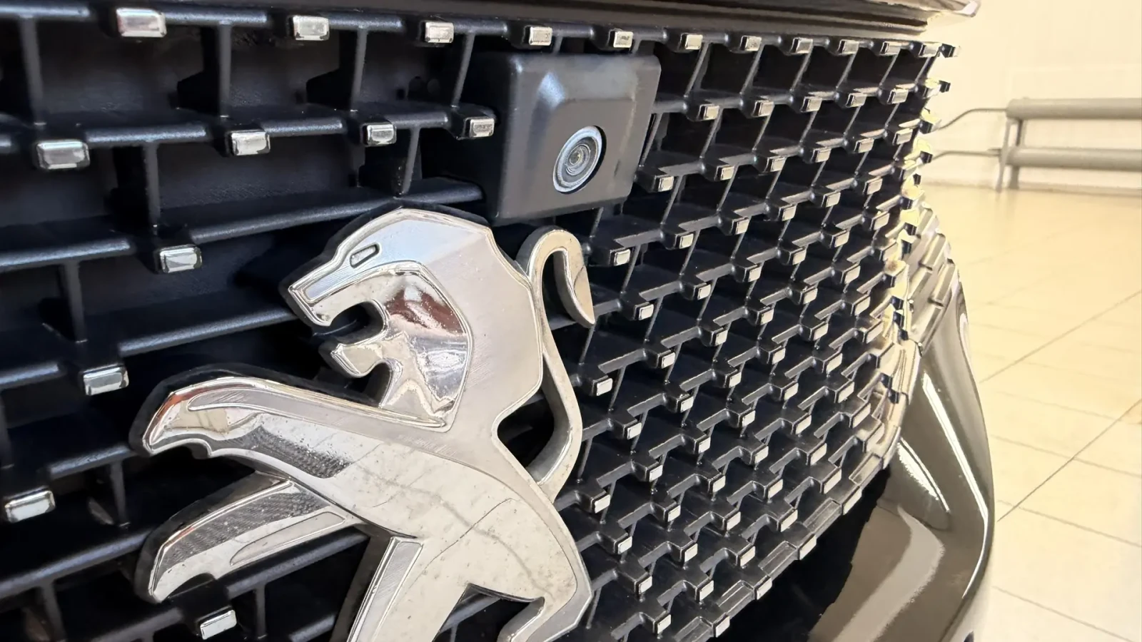 Peugeot 5008, 2022г, передний привод, автомат