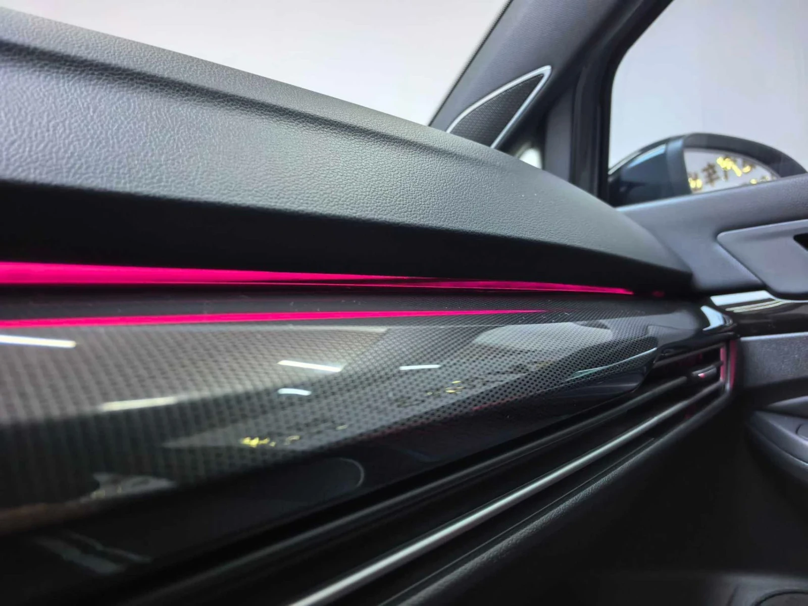 Volkswagen Golf, 2022г, передний привод, робот