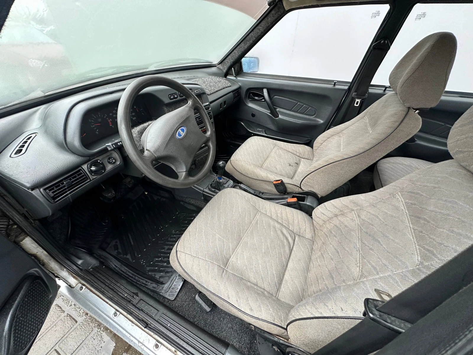 Lada (ВАЗ) 2114 Самара, 2004г, передний привод, механика