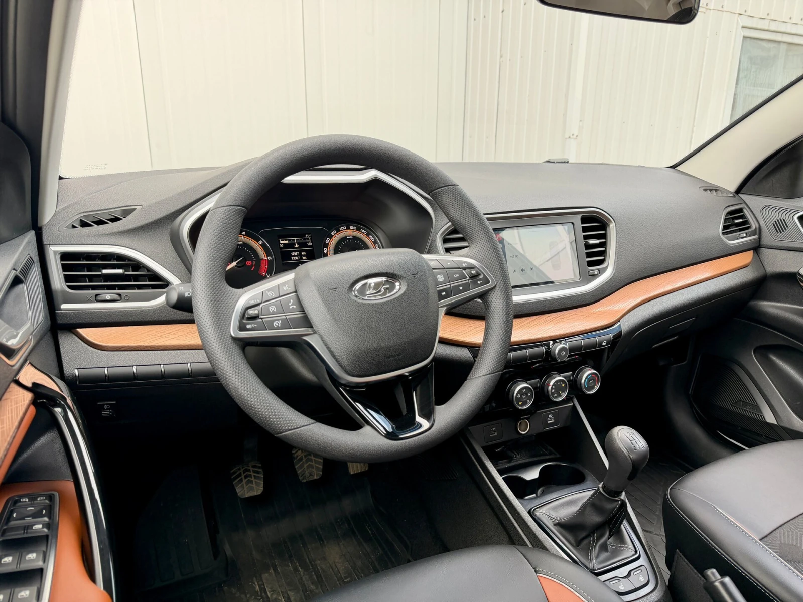 Lada (ВАЗ) Vesta, 2024г, передний привод, механика