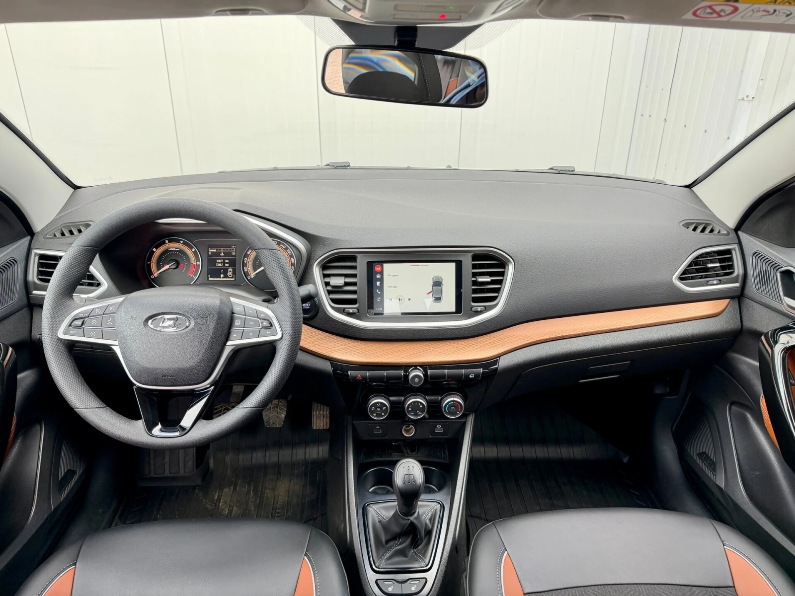 Lada (ВАЗ) Vesta, 2024г, передний привод, механика