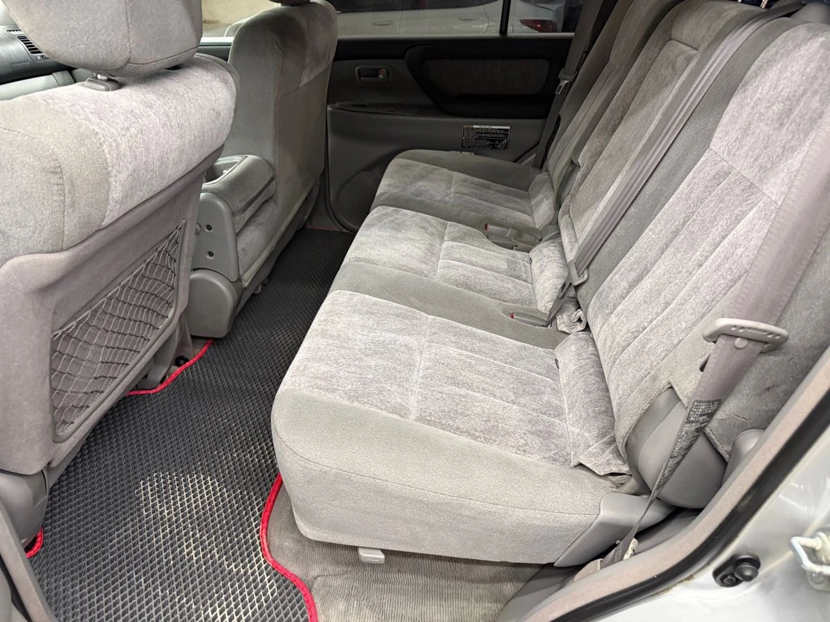 Toyota Land Cruiser, 2006г, полный привод, механика