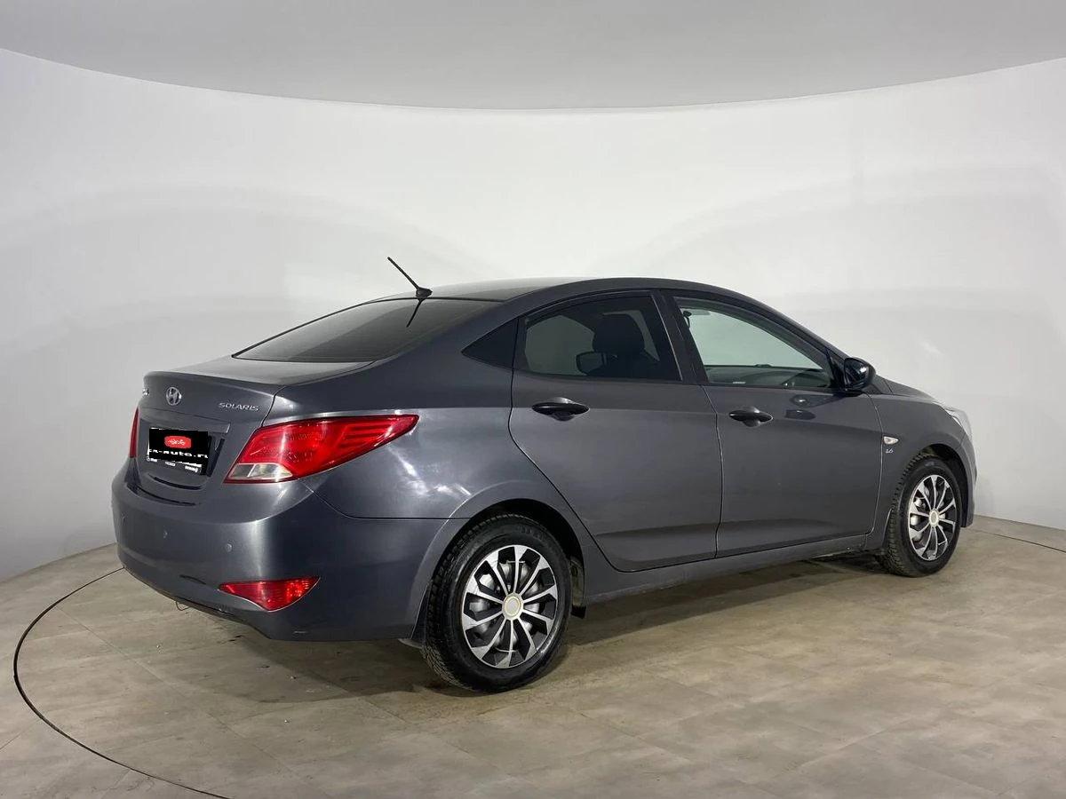 Hyundai Solaris, 2015г, передний привод, автомат