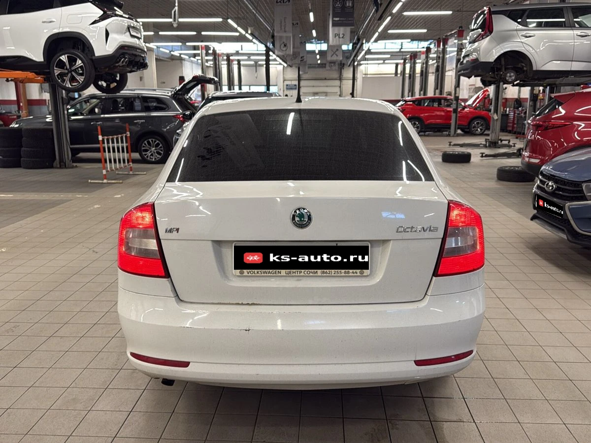 Skoda Octavia, 2012г, передний привод, механика