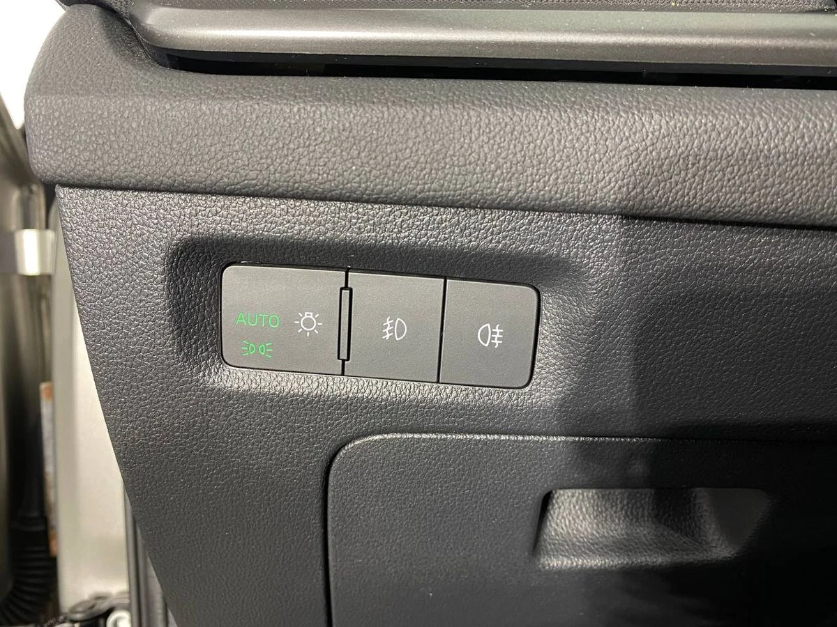 Skoda Octavia, 2021г, передний привод, автомат