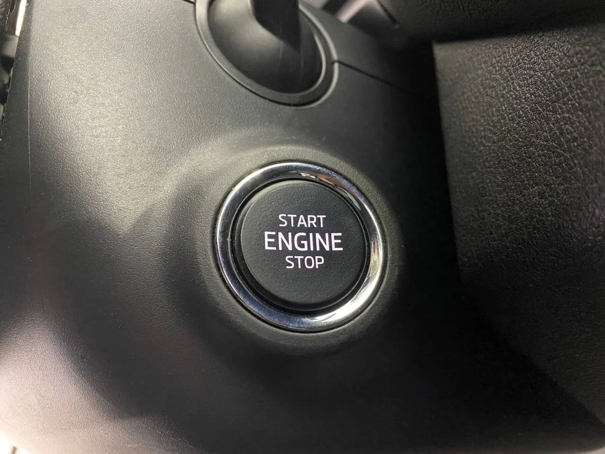 Skoda Octavia, 2021г, передний привод, автомат