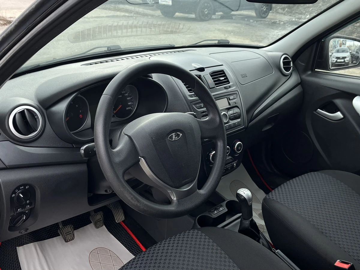 Lada (ВАЗ) Granta, 2018г, передний привод, механика