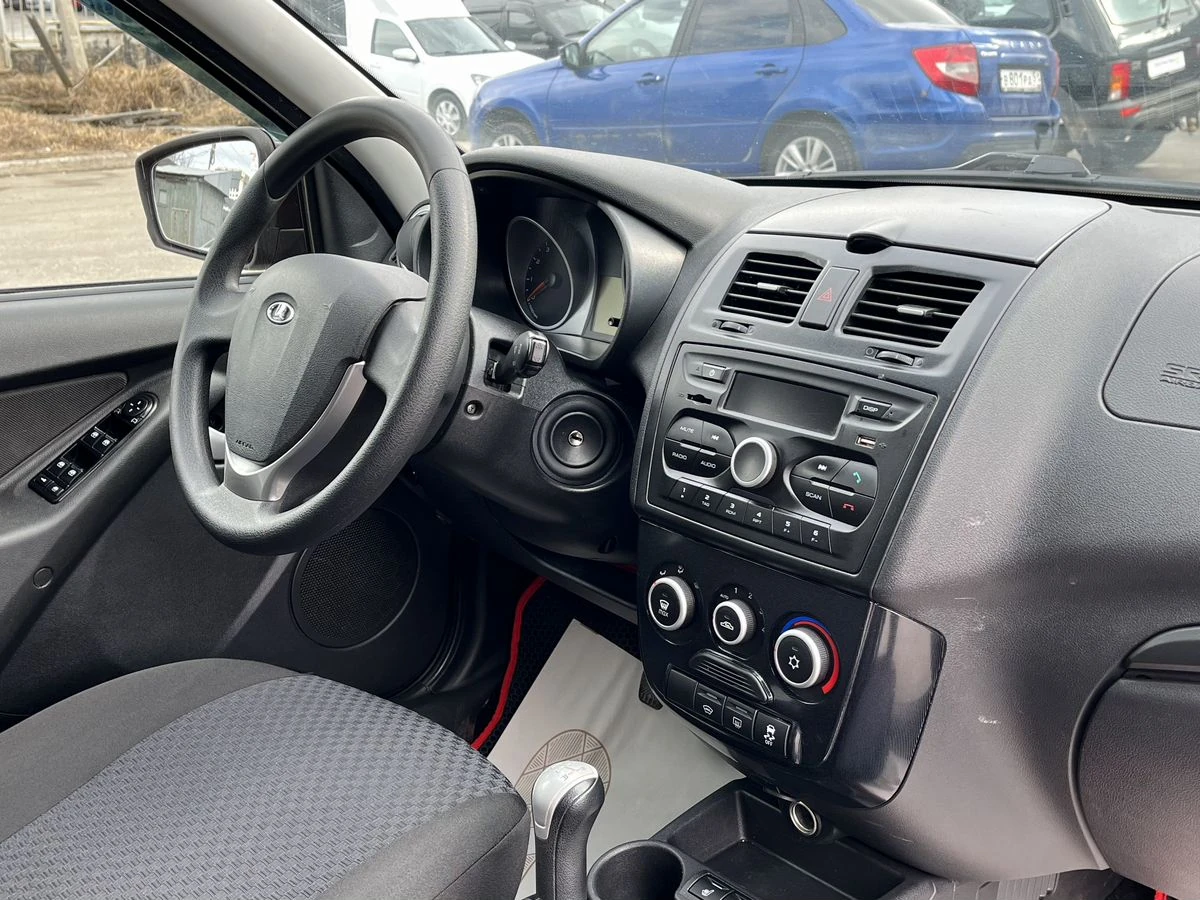 Lada (ВАЗ) Granta, 2018г, передний привод, механика