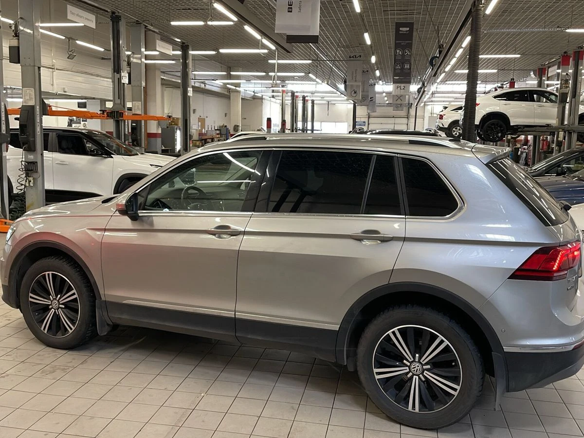 Volkswagen Tiguan, 2017г, полный привод, робот