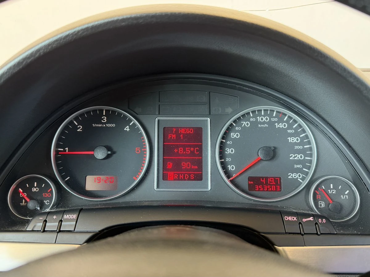 Audi A4, 2007г, передний привод, вариатор