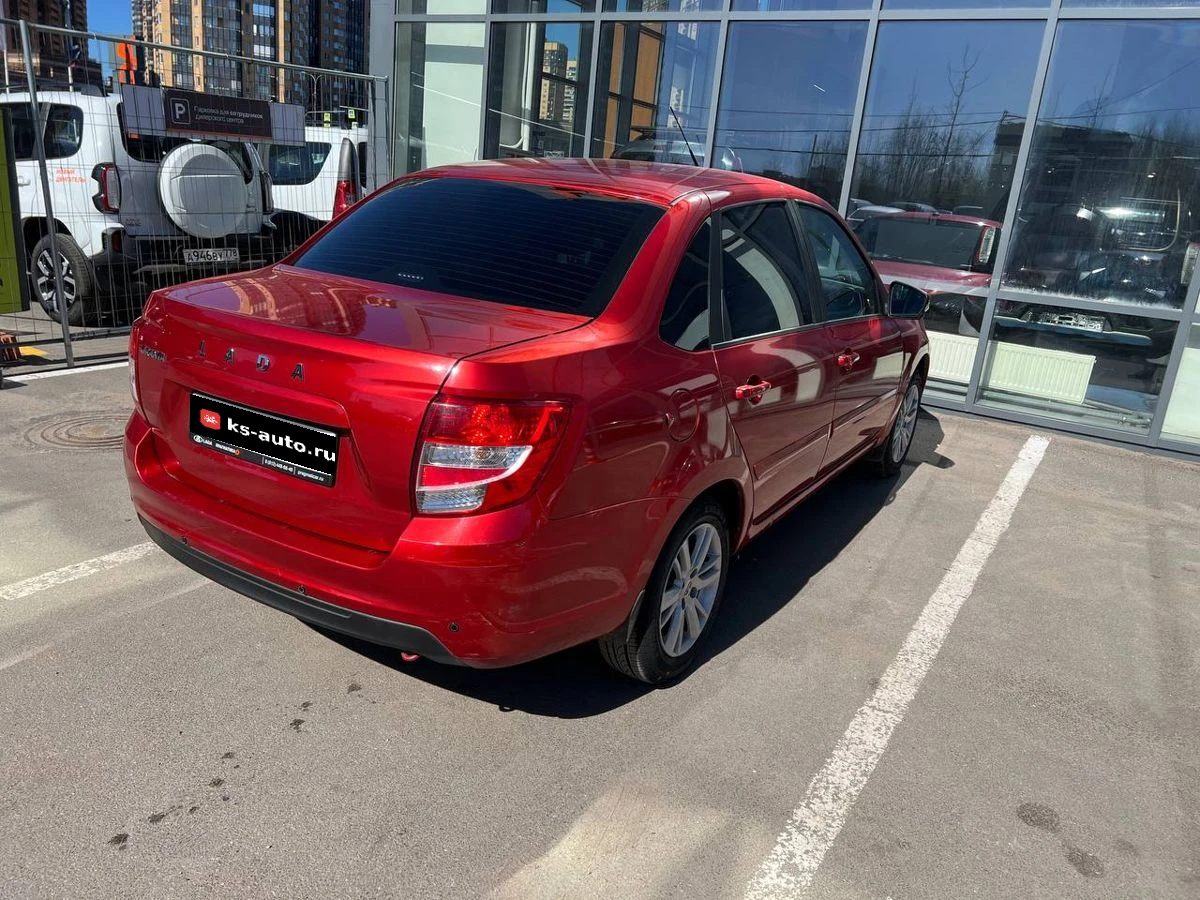 Lada (ВАЗ) Granta, 2021г, передний привод, автомат