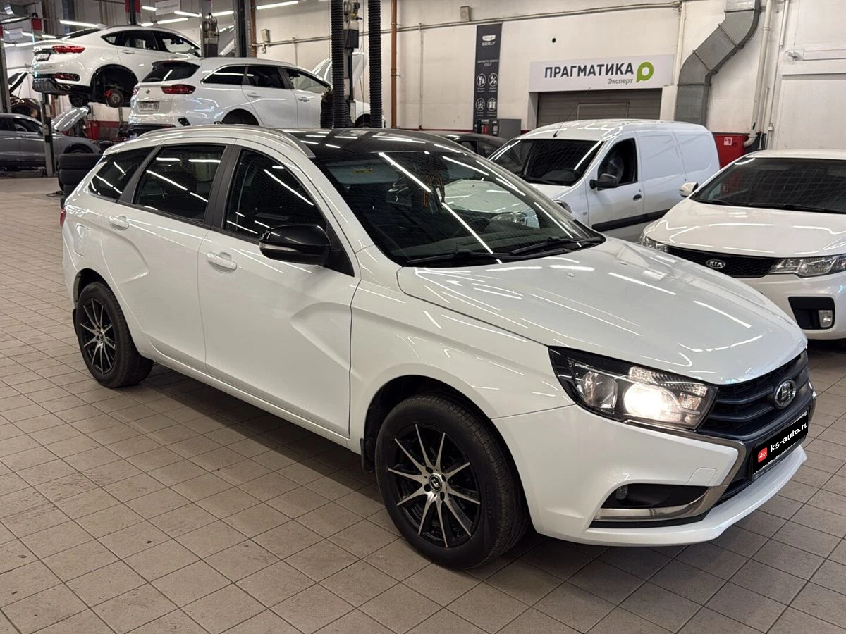 Lada (ВАЗ) Vesta, 2021г, передний привод, механика