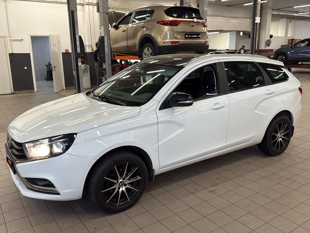 Lada (ВАЗ) Vesta, 2021г, передний привод, механика