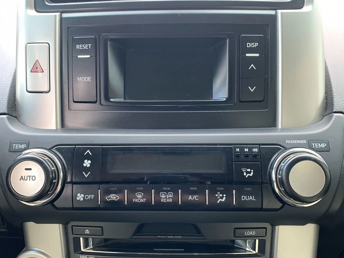 Toyota Land Cruiser Prado, 2013г, полный привод, автомат