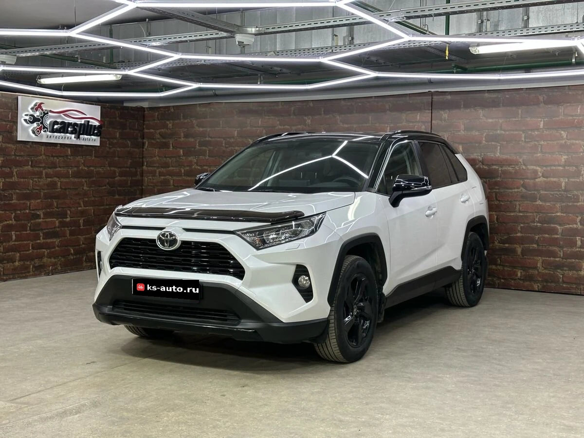 Toyota RAV4, 2020г, полный привод, автомат