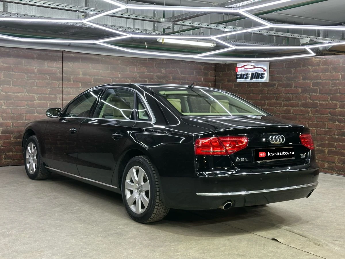 Audi A8, 2011г, полный привод, автомат