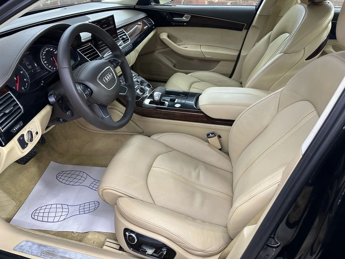 Audi A8, 2011г, полный привод, автомат