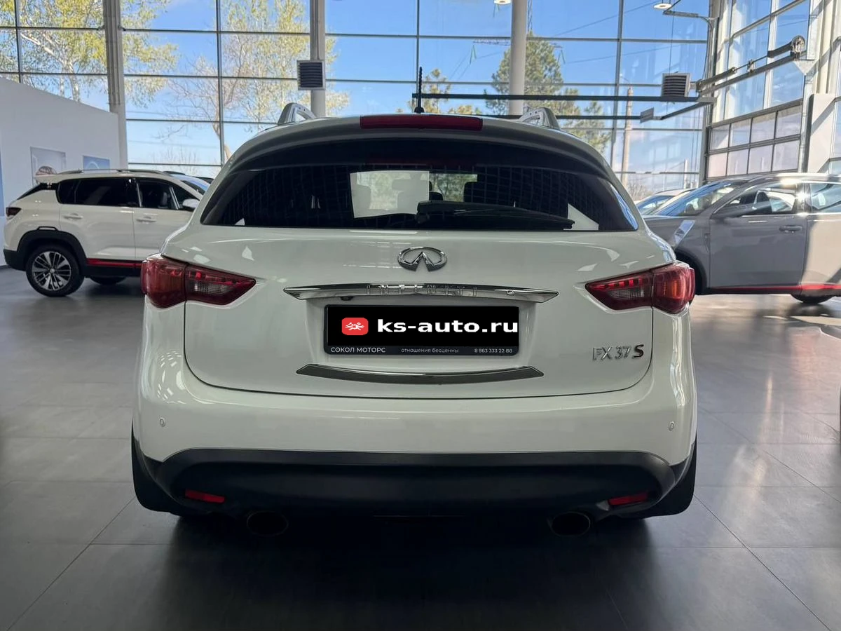 Infiniti FX37, 2011г, полный привод, автомат