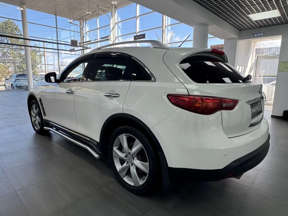 Infiniti FX37, 2011г, полный привод, автомат