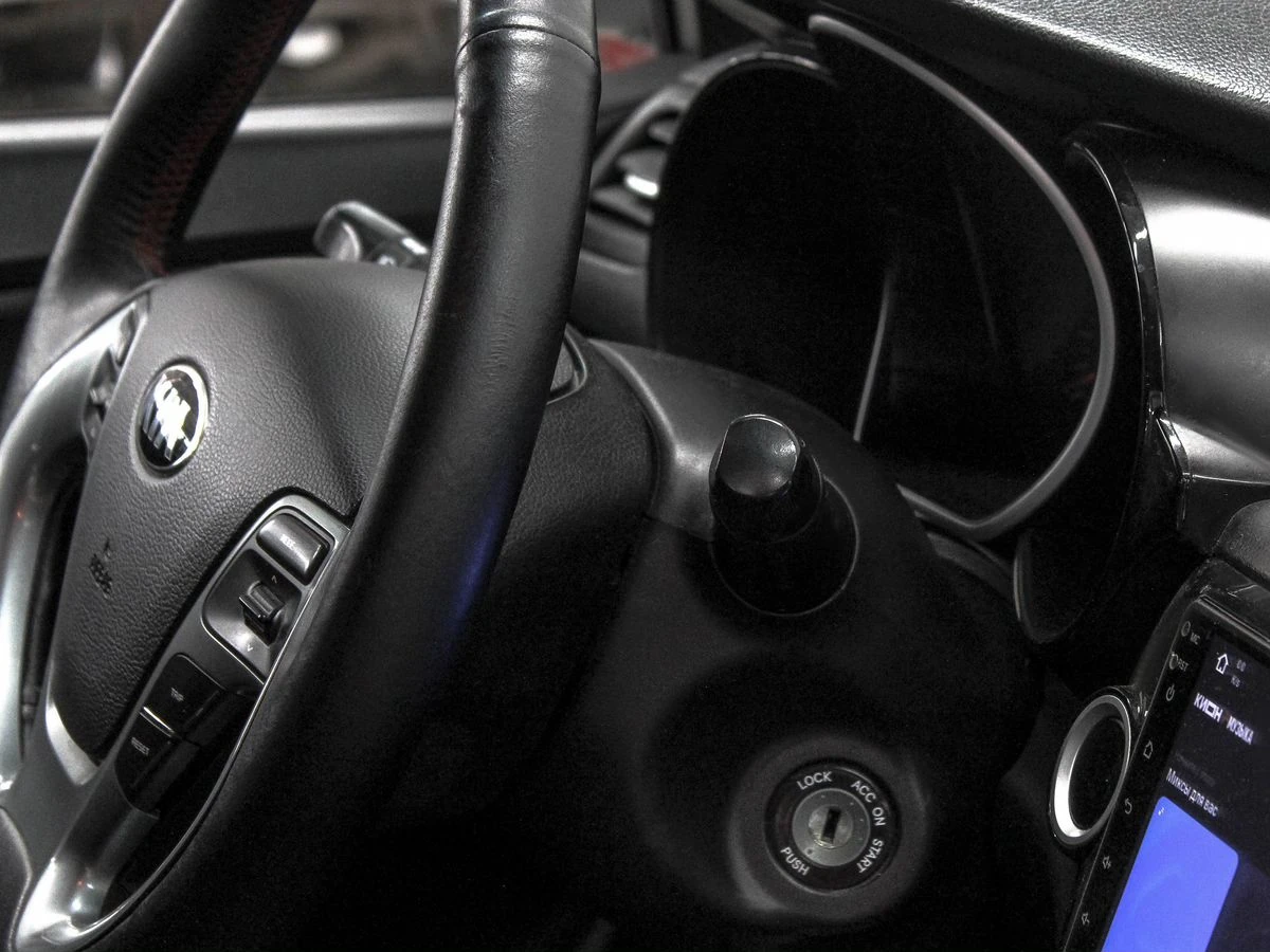 Kia Rio, 2015г, передний привод, автомат