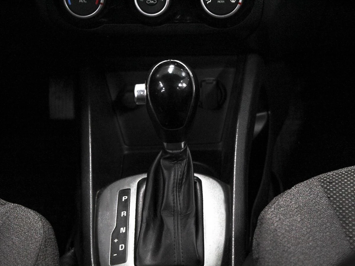 Kia Rio, 2015г, передний привод, автомат