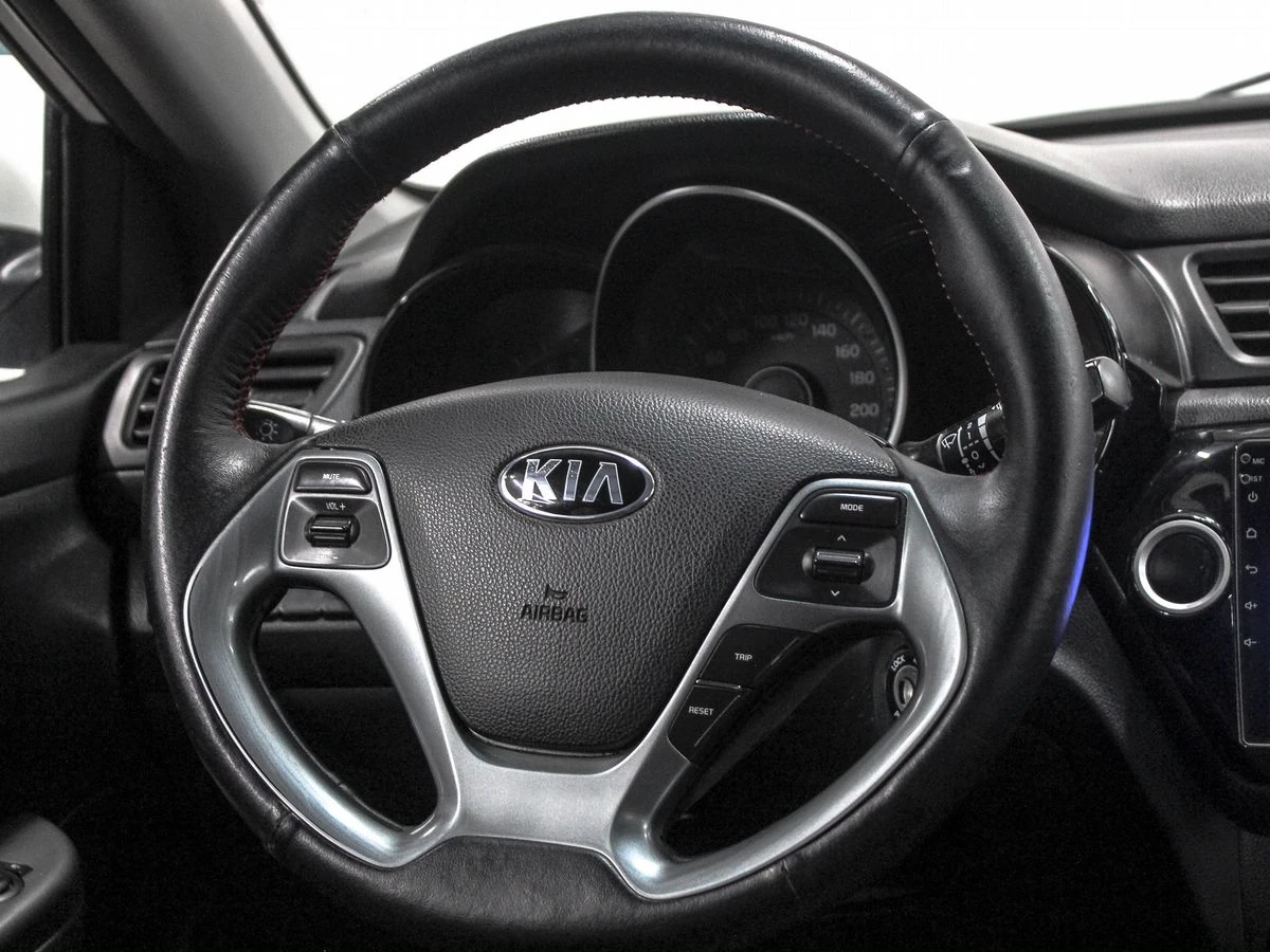 Kia Rio, 2015г, передний привод, автомат