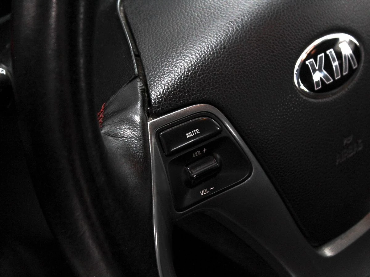 Kia Rio, 2015г, передний привод, автомат