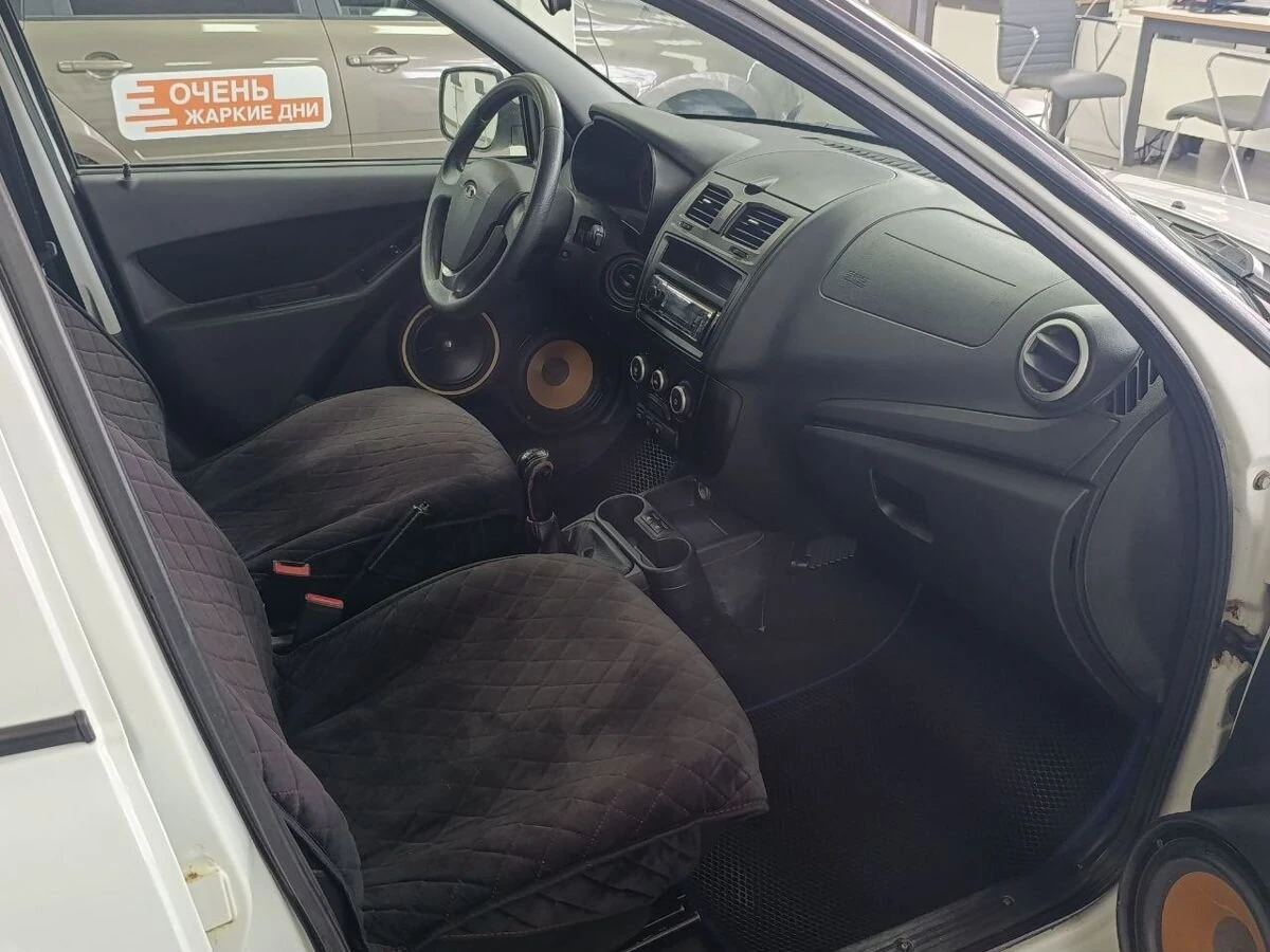 Lada (ВАЗ) Kalina, 2015г, передний привод, механика