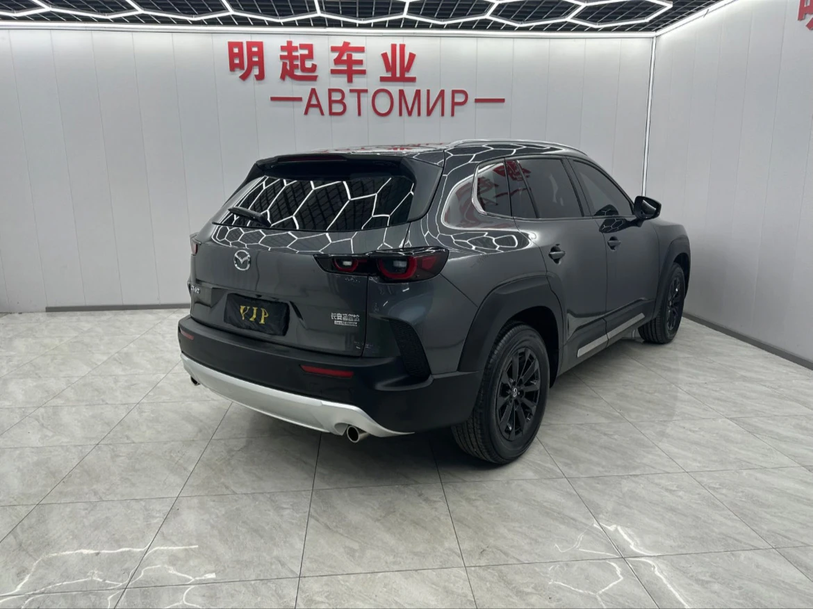 Mazda CX-50, 2023г, передний привод, автомат