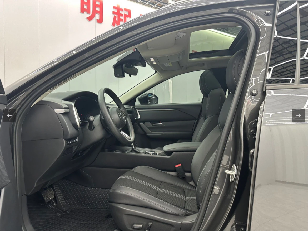 Mazda CX-50, 2023г, передний привод, автомат