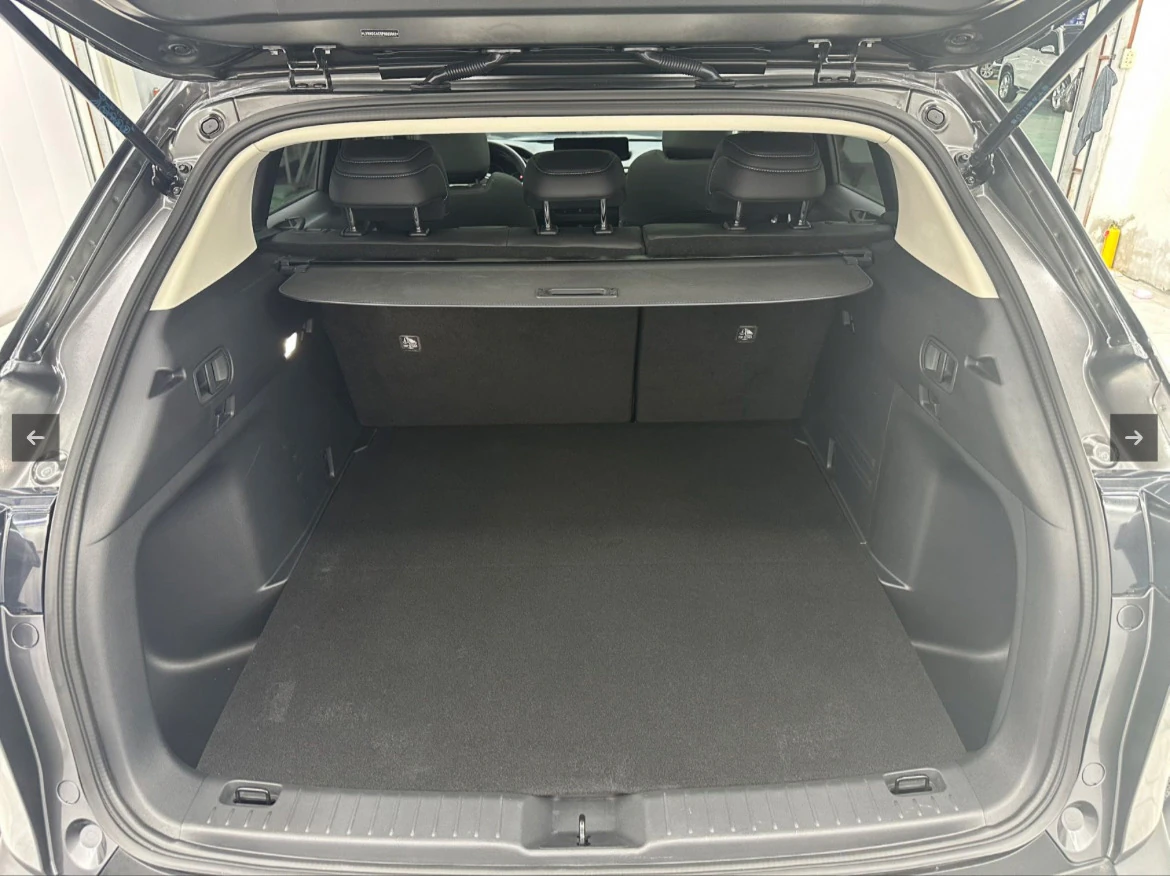 Mazda CX-50, 2023г, передний привод, автомат