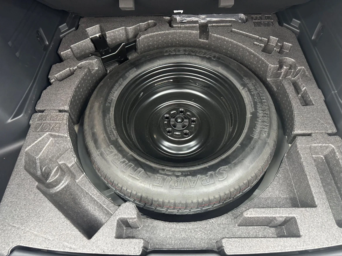 Mazda CX-50, 2023г, передний привод, автомат