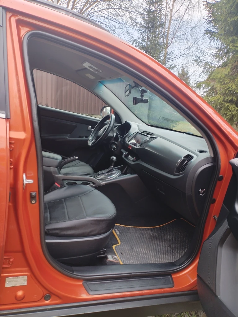 Kia Sportage, 2010г, передний привод, автомат