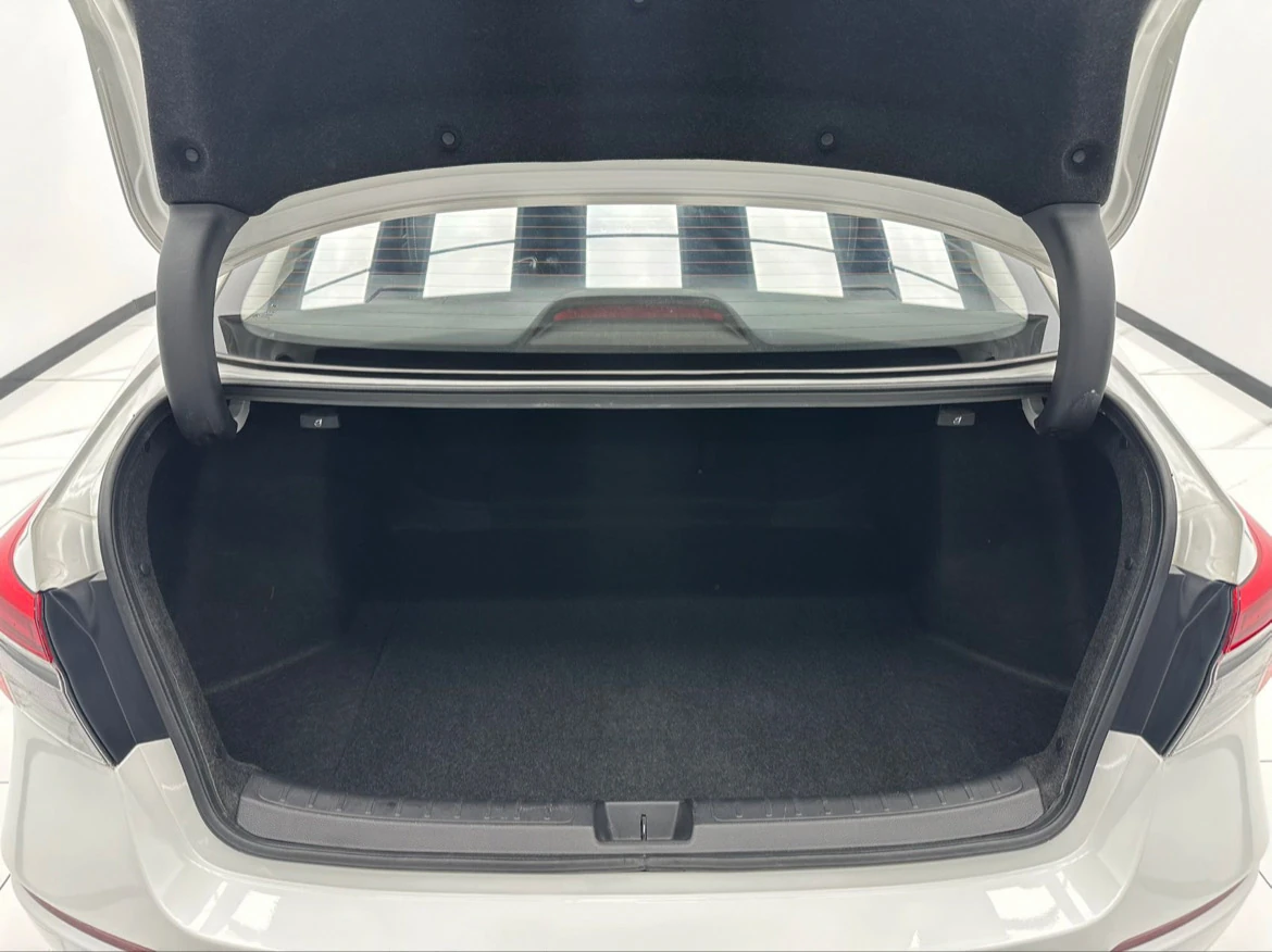 Honda Civic, 2022г, передний привод, вариатор