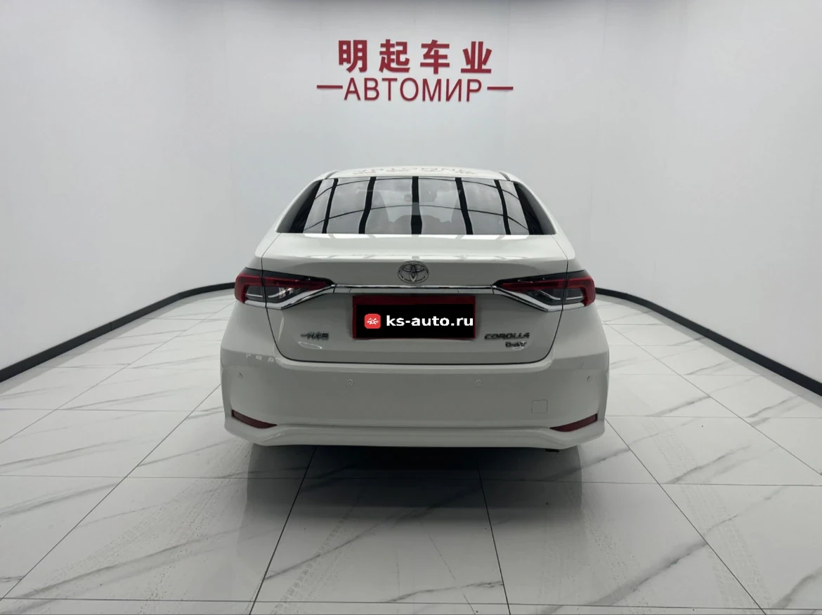 Toyota Corolla, 2022г, передний привод, вариатор