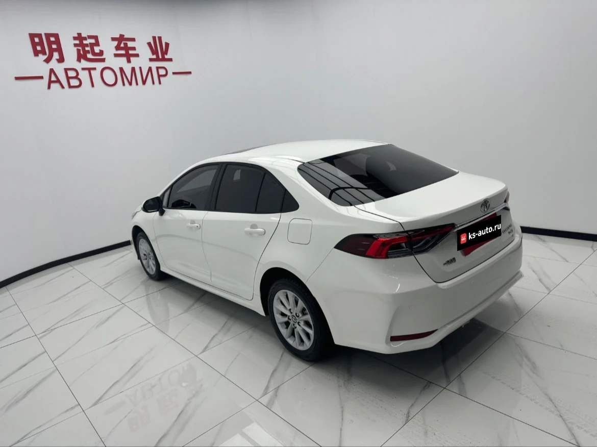 Toyota Corolla, 2022г, передний привод, вариатор